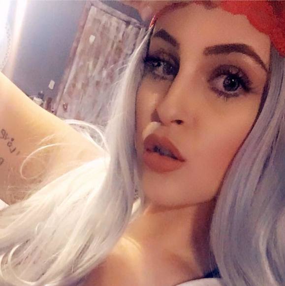 1queen15